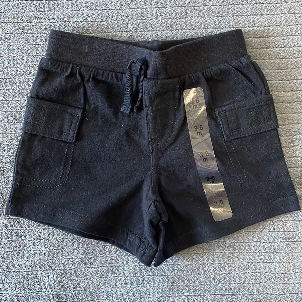 🍂 4 for $10 🍂  Black jersey lightweight shorts. Size 3-6 months.